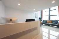 東港国際公館オーシャンビューloftホテル（大連威尼斯水城）