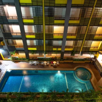 SB Living Place Hotel Phuket Town