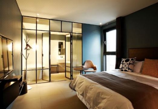 어반부띠크호텔