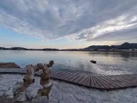 海邊的卡夫卡海景度假民宿 嶗山海水浴場附近的飯店