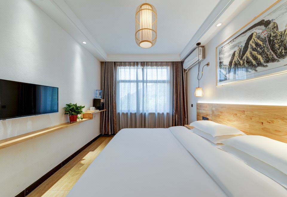 Floral Hotel 내부