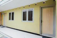 Griya Batik Giri Sekar Homestay Hotels in Danurejan