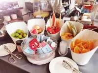 珠海金葉五洲皇冠飯店（拱北口岸高鐵站店）