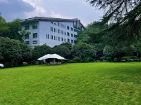 Zhejiang Hotel Hotels in der Nähe von Three Ponds Mirroring the Moon