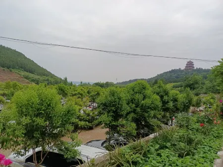 Yijing Manor, Luchuan Отели в г. Сичуань