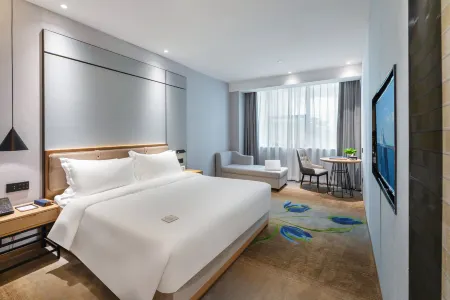 Shenzhen Science and Technology Park Hejian S Hotel (Shenzhen University Metro Station)