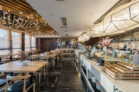 JiuJiang Yue Xi Hu Hotel Отели рядом с достопримечательностью «lang jing»