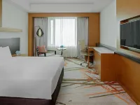 Radisson Blu Hotel, Cebu Hotels near Tops