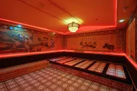 Manpu Tianmu Yangyan Hot Spring Hotel (Zhenbeibao Western Studios See Helan Performing Arts Town) - spa