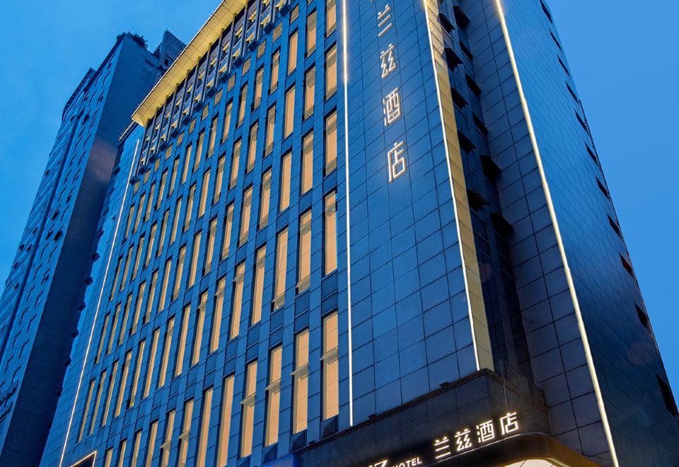 나이스 호텔 내부 전경