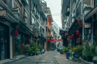 Zhenyuan Yueqi Jiangju Inn - Inns
