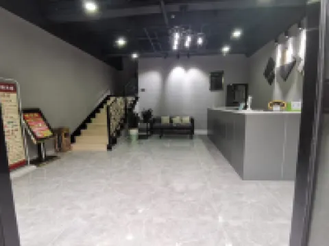 Gaofeng Jiayuan Hotel Hotels near ShangLin Fang BuXingJie