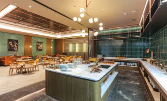 Orange Hotel (Shajing branch of Shenzhen International Convention and Exhibition Center)