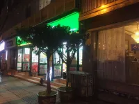 Gaoxian Taihao Business Hotel فنادق في مديرية قاو