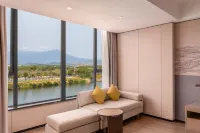 CALIPER HOLIDAY HOTEL LEDONG - balcony