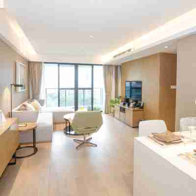CM+ Serviced Apartment Shenzhen Shekou Rooms