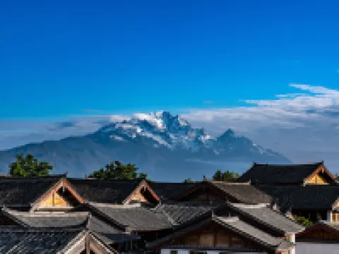 Panoramic View of Snow Mountain in Shanye Rizhao Jinshan (Lijiang Ancient City Branch) Hotels in Lijiang