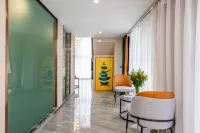 Jiacheng Hotel (Kunming University of Finance and Economics Wancai City)