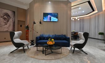 Echarm Hotel (Ezhou Yinhai Longcheng)