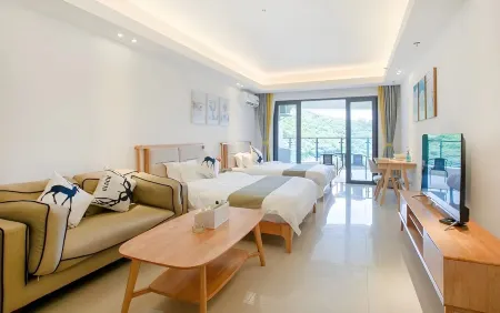 Youjianhai Holiday Apartment (Hailing Island Agile Gold Coast Branch)