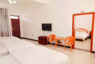 Panzhou Warm Hotel Hotels near Lufan Railway Station