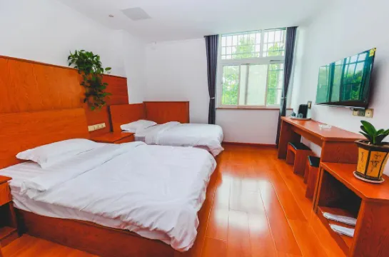 Qingdao Longhai B&B