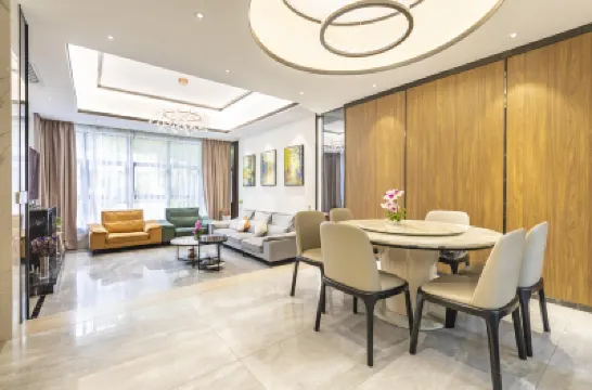 Yaju Holiday Villa (Hailing Island Agile Gold Coast Store)  호텔