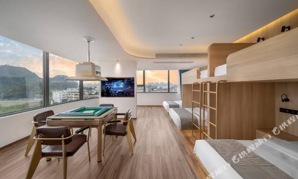 AG e-sports hotel (Guilin Convention and Exhibition Center Qixing Park)