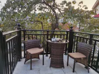 Floral Hotel· Mountain Forest Hotel (Guling Street Cableway Shangzhan Branch)