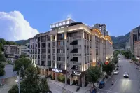 Wencheng Forest Boutique Hotel (Cultural Plaza Branch) Hotels near Wencheng Long-distance Passenger Transport Terminal