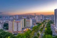 Mingyue Lake Hotel (Guangxi University Zoo Subway Station) Hotel dekat Guangxi International Business Vocational College West Campus