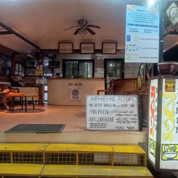 RedDoorz @ Amphibi Ko Resort Palawan