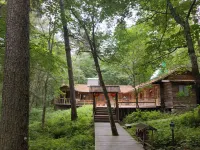 Lvye Xianju Resort Hotels in Fenglin County