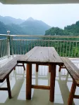 Ayi River Yunshi Yuanshe - con vista montagne
