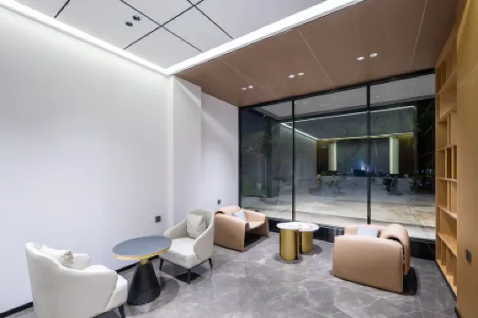 Nanfeng Hotel (Holiday Beach International Convention and Exhibition Center)