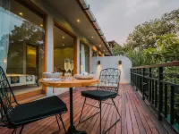 ZIN Canggu Resort & Villas Hotels near Berawa