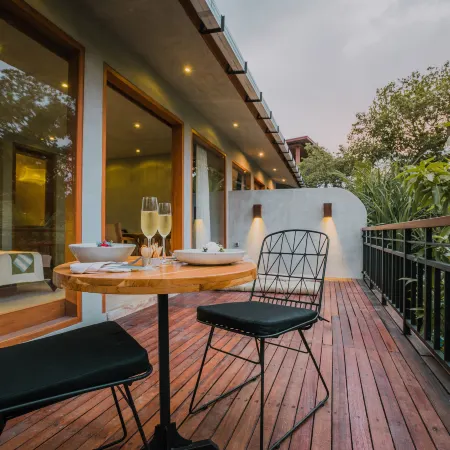 ZIN Canggu Resort & Villas Отели рядом с достопримечательностью «Пляж Чангу»