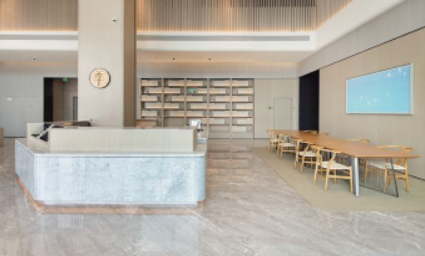 JI Hotel (Jiaomei Railway Station)