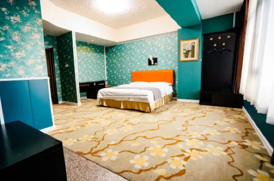 Wucm Film and Television Hotel (Changchun Chongqing Road Vigor City)