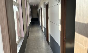 Pingdu Enze Business Apartment