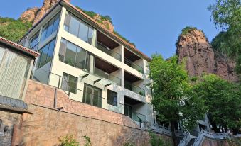 Wuhua Mountain Resort Homestay