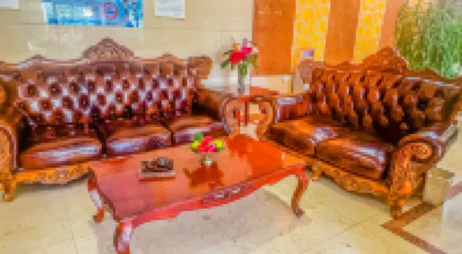 Neixiang Bangtai Hotel （Neixiang Railway Station Branch）