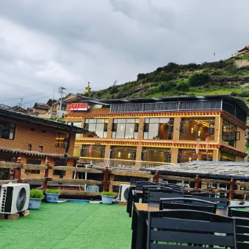 Tibetan Style Encounter Zhagana · Yunshanju | Chenxi Guesthouse