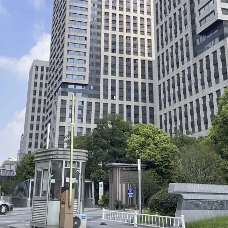 Yunsu Boutique Apartment (Yangzhou East High-Speed Railway Teda Apartment)