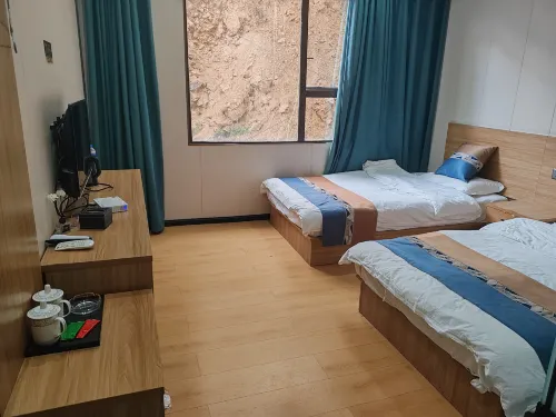 Linruoyue Hotel Hotels in Baiyu