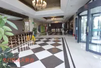 Lu Shyi (Greenland Central Square Store)