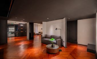 WondIsland Mandao Hotel (Leshan Zhanggongqiao Food Street Branch)