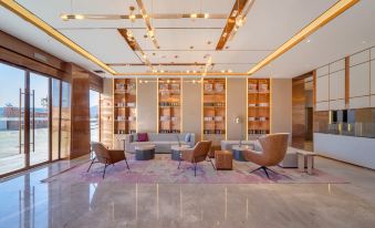 LAVANDE Hotel(Shangri-La High-Speed Railway Station )
