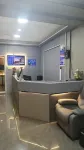 Shitou Business Hotel (Laizhou Bus Station)