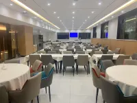 Huajing International Hotel (Huayin Huashan Mountain Scenic Area Yuquan Courtyard Branch) - พร้อมอาหารเช้า